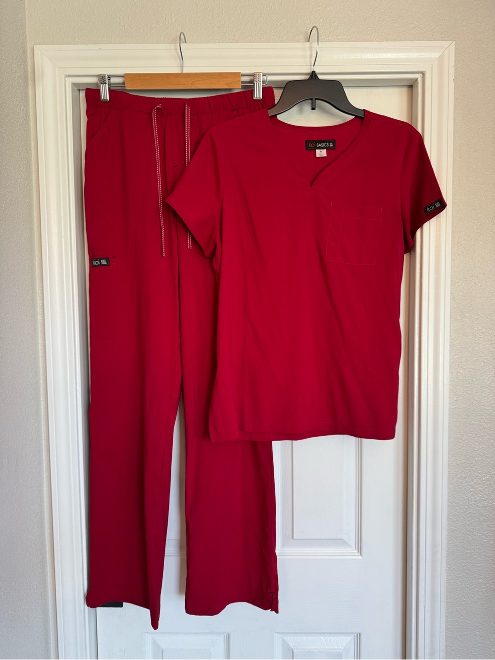 Koi Red Women's Scrub Top small and Pants small tall Set